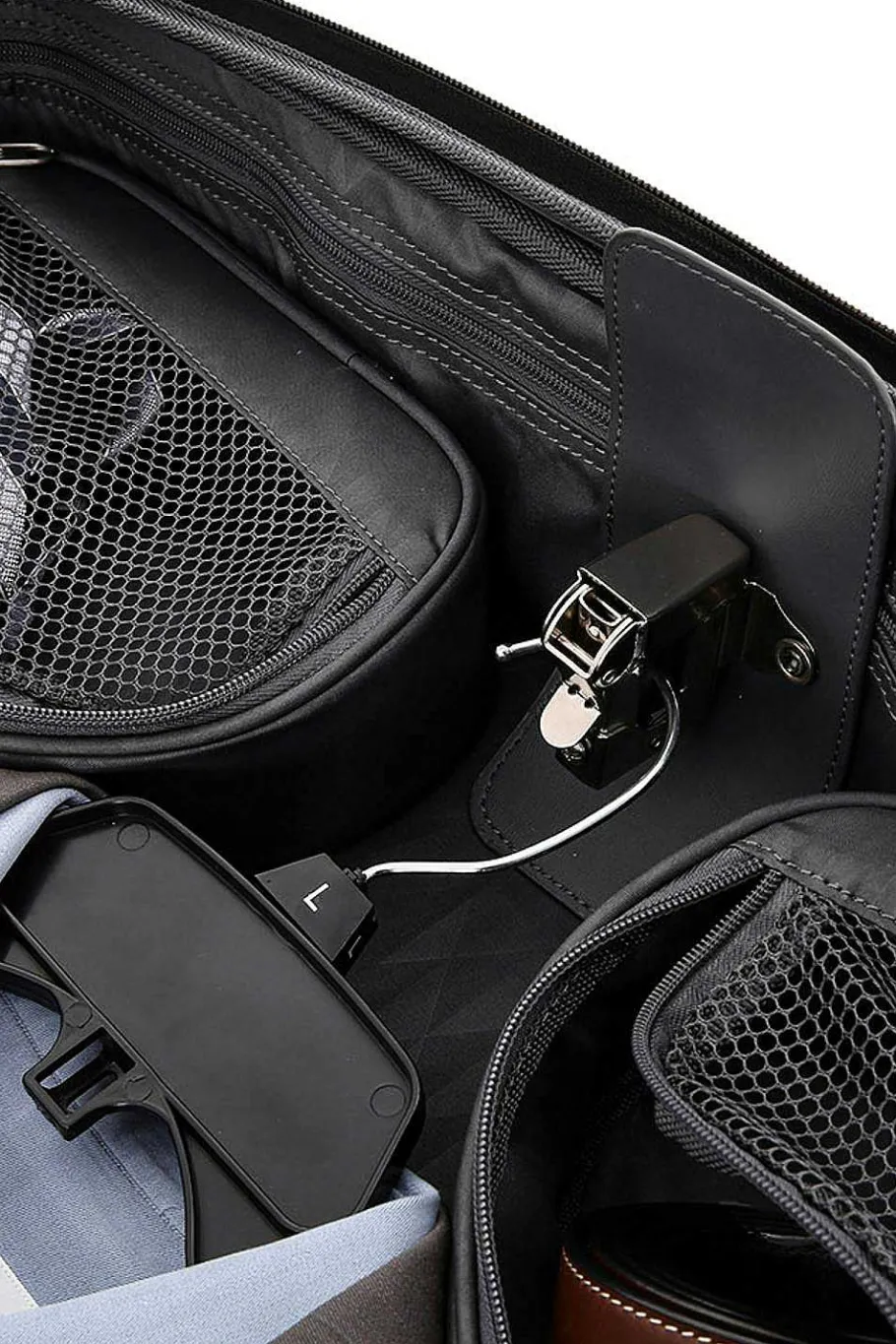 Best SWISSGEAR 6590 20" Garment Upright Carry On Wheeled Luggage - Black