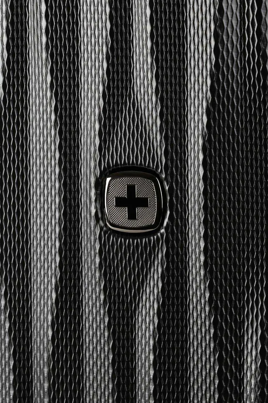 swissgear___usb_energie_expandable_carry_on_hardside_spinner_luggage_13.webp Flash Sale SWISSGEAR 7272 19" Usb Energie Expandable Carry On Hardside Spinner Luggage Black | Gold | Olive | Periwinkle